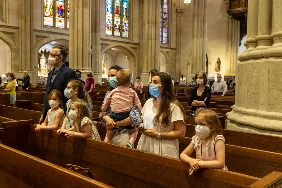 A family prays at St. Patrick's Cathedral in New York City, June 2020?w=200&h=150